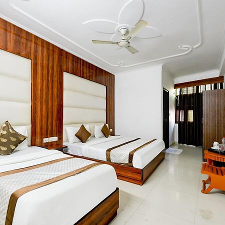 Airport Hotel Kiara - New Delhi Airport Exterior photo