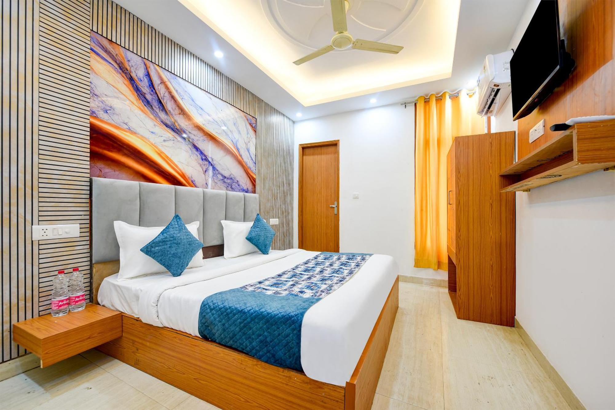 Airport Hotel Kiara - New Delhi Airport Exterior photo