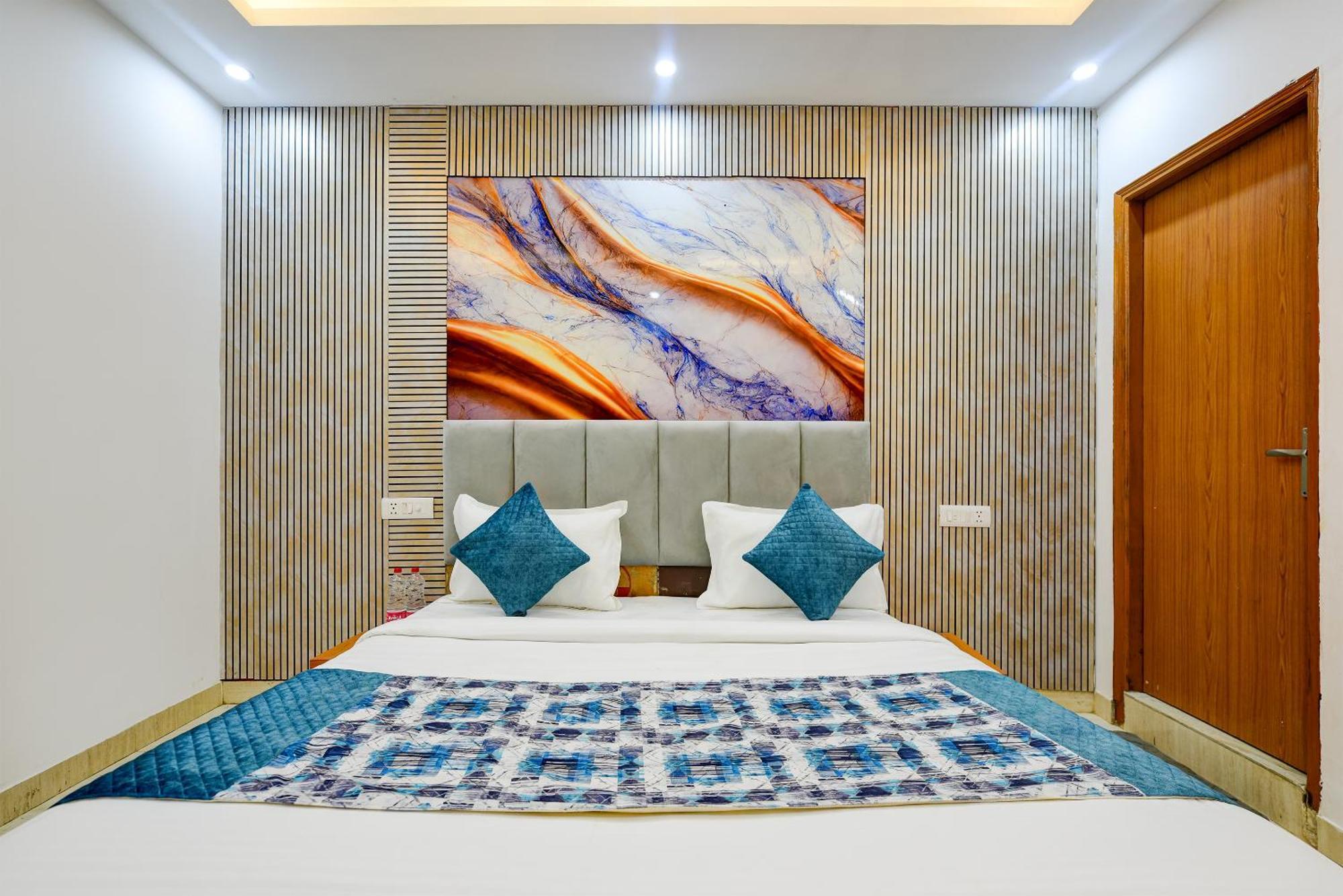 Airport Hotel Kiara - New Delhi Airport Exterior photo